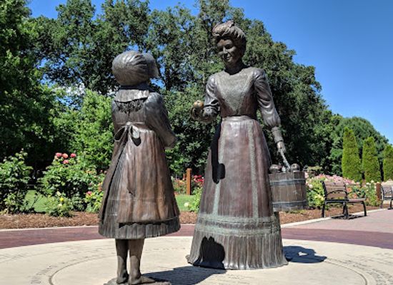 idaho/treasure-valley/landmark/julia-davis-park