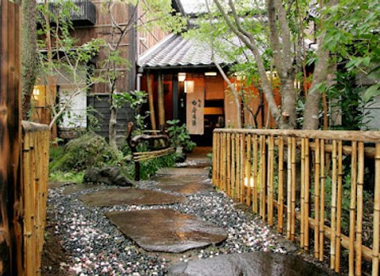 japan/yufuin/landmark/yufuryochiku