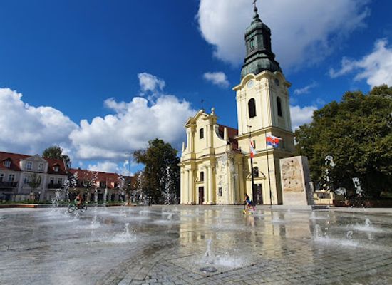 poland/bydgoszcz/fordon/landmark/fontanna-multimedialna