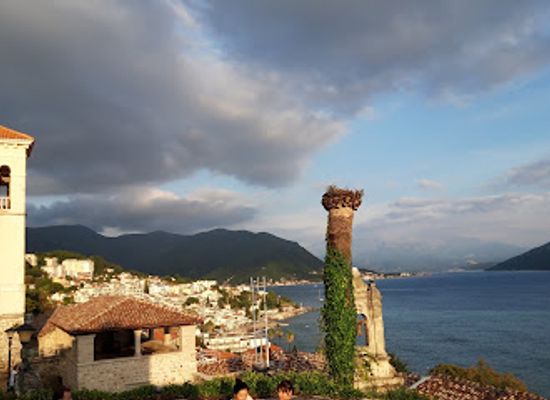 montenegro/herceg-novi/landmark/belavista-square
