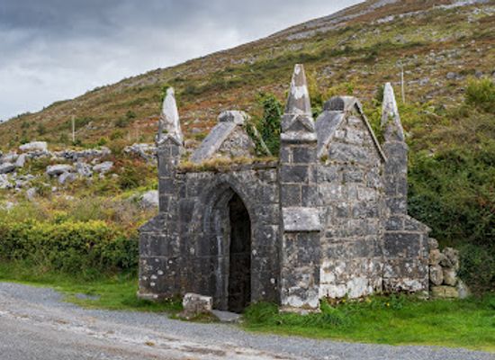 ireland/the-burren/landmark/the-pinnacle-well
