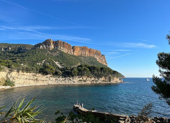france/cassis-calanques/landmark/plage-du-corton