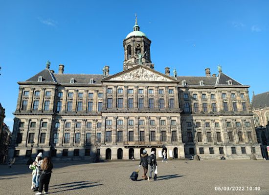 netherlands/betuwe/landmark/dam-square