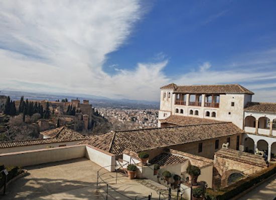 spain/granada/landmark/monument-to-aguador