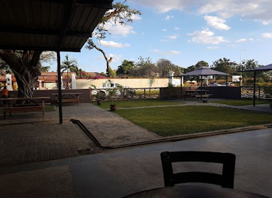 zambia/ndola/landmark/angelina-s-bistro-bar-pizzeria