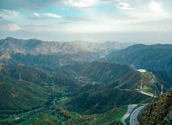saudi-arabia/abha/landmark/dhabab-walkway