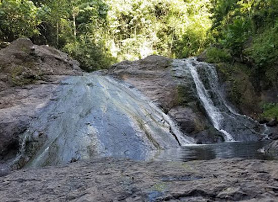american-samoa/fagatogo/landmark/papaseea-sliding-rocks