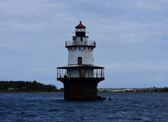 rhode-island/aquidneck-island/landmark/hog-island-shoal-light