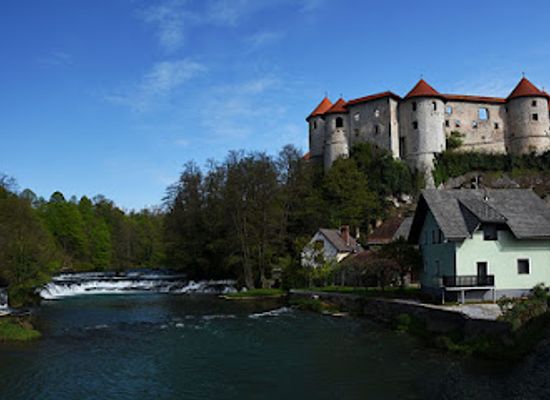 slovenia/savinja/landmark/zuzemberk-castle