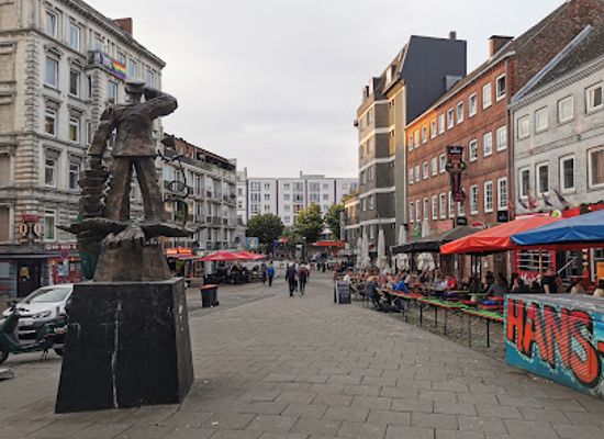 germany/hamburg/st-pauli/landmark/hans-albers-platz