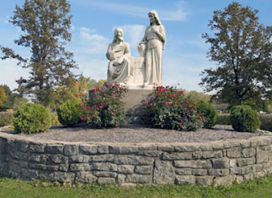 ohio/miami-valley/landmark/miami-valley-memory-gardens