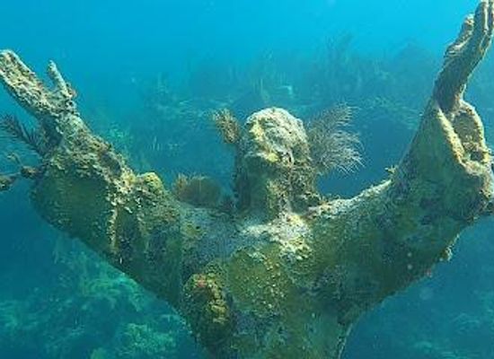 florida/everglades/landmark/christ-of-the-deep