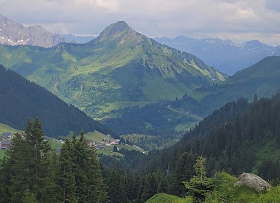 austria/bregenzerwald/landmark/talstation-6er-sesselbahn-hasenbuhel