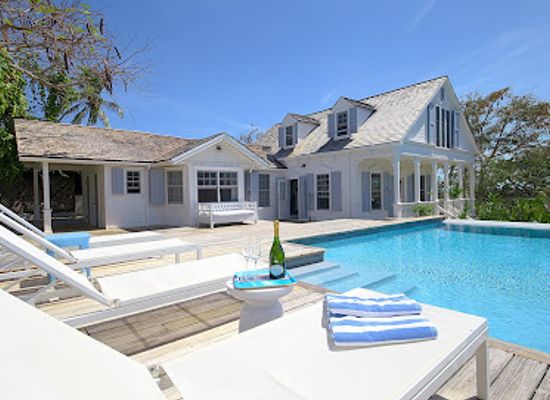 the-bahamas/eleuthera/landmark/squires-estate