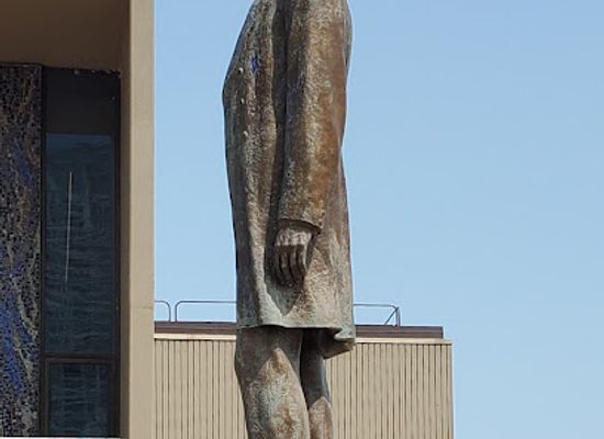 wisconsin/kettle-moraine/landmark/abraham-lincoln-statue