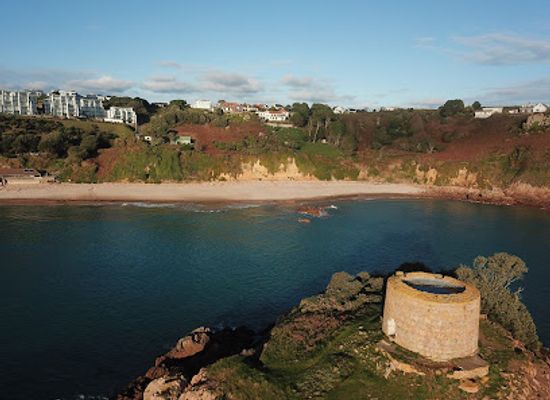 jersey/st-helier-waterfront/landmark/janvrin-s-tomb
