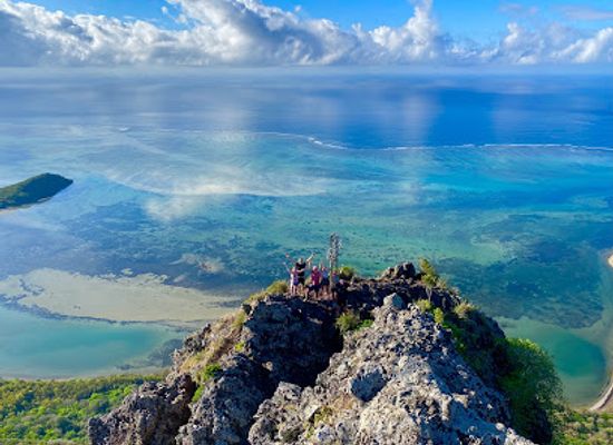mauritius/le-morne-brabant/landmark/explorers-mauritius