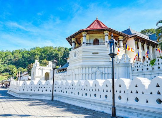 sri-lanka/ruhuna/landmark/sacred-city-of-kandy