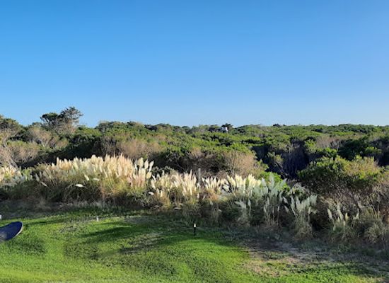 argentina/pampas/landmark/linda-bay