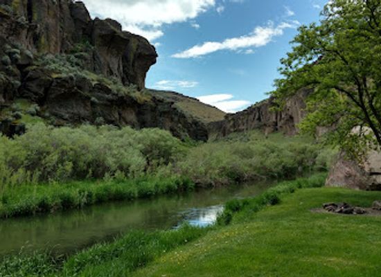 idaho/magic-valley/landmark/balanced-rock-park