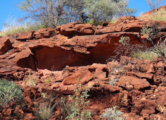 australia/mid-west/landmark/napwerte-ewaninga-rock-carvings-conservation-reserve