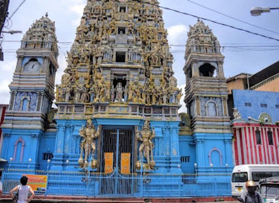 sri-lanka/western-province/landmark/old-kathiresan-temple