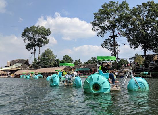 cambodia/kampot-province/landmark/entanou-slide-river-park