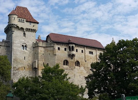 austria/thermenregion/landmark/vienna-woods
