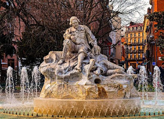 france/languedoc/landmark/pierre-goudouli-fountain