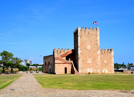dominican-republic/santo-domingo/landmark/the-three-eyes-national-park