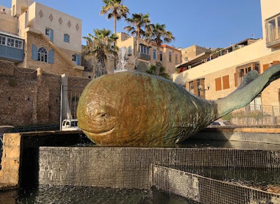 israel/tel-aviv/landmark/the-smiling-whale