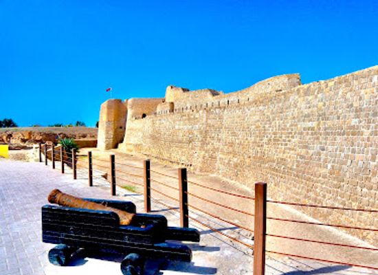 bahrain/muharraq-island/landmark/bumaher-castle