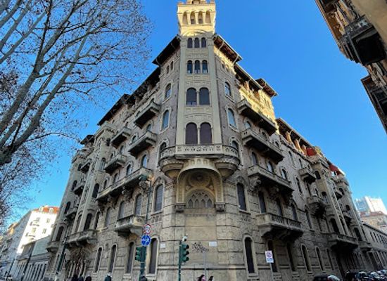 italy/turin/landmark/palazzo-della-vittoria
