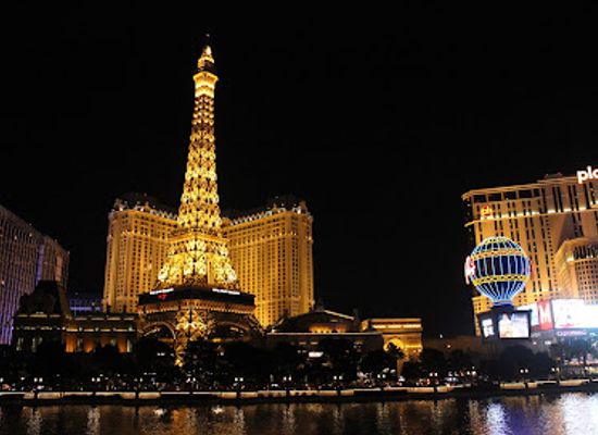 nevada/las-vegas/landmark/eiffel-tower-viewing-deck
