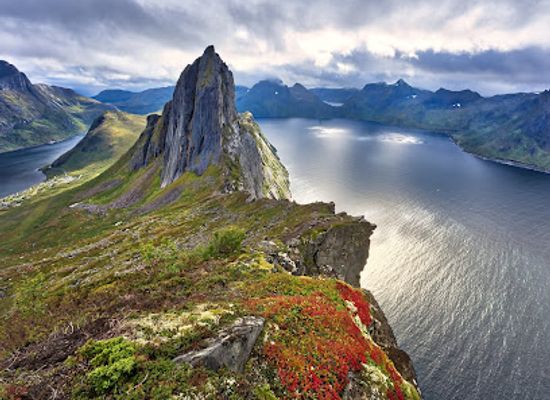 norway/senja-island/landmark/hesten-trail-head