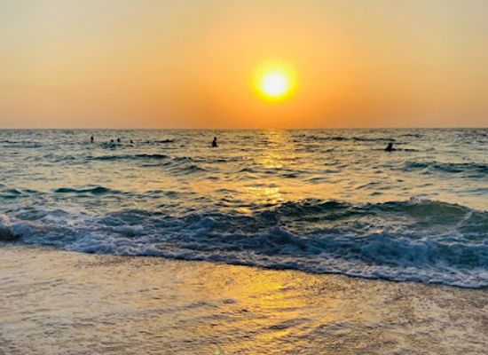 qatar/fuwairit-beach/landmark/dukhan-public-beach