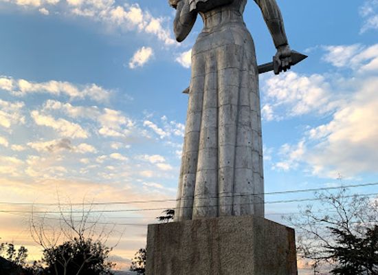 georgia/guria/landmark/mother-of-georgia