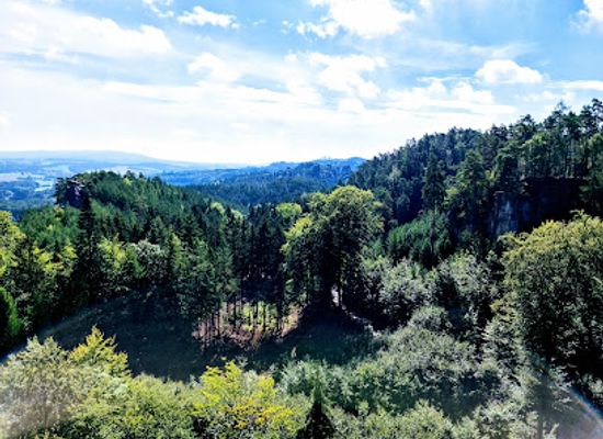 czechia/bohemian-paradise/landmark/valdstejn-castle