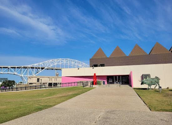 texas/corpus-christi/landmark/the-art-museum-of-south-texas