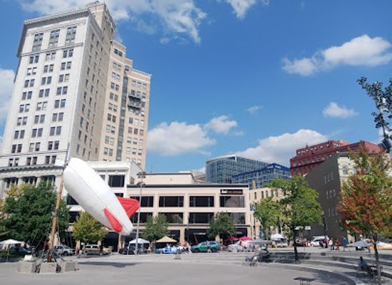 michigan/grand-rapids/landmark/rosa-parks-circle