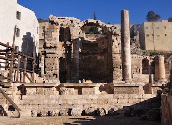 jordan/amman/abdoun/landmark/roman-nymphaeum