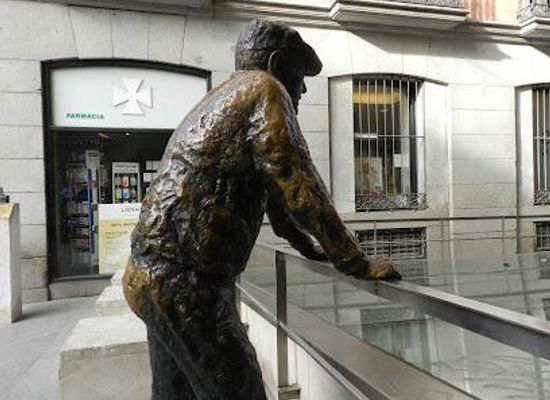 spain/madrid/landmark/el-vecino-curioso