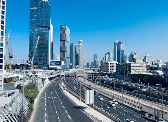 israel/tel-aviv-district/landmark/azrieli-mall