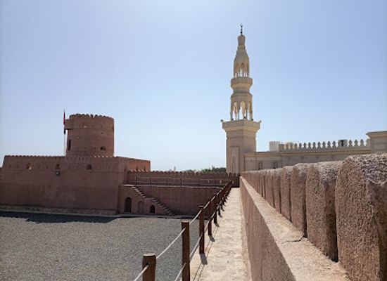 oman/ash-sharqiyah-south-governorate/landmark/al-hadd-castle