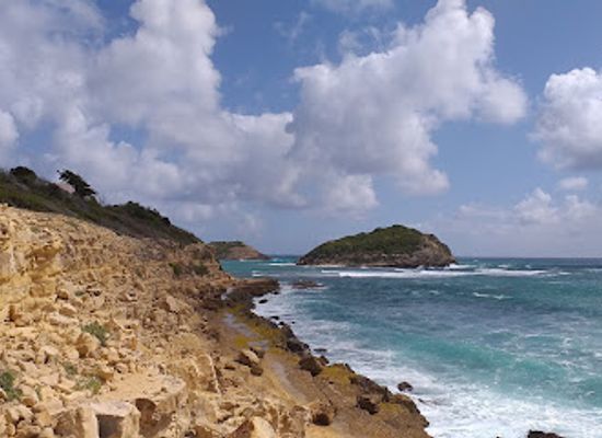 antigua-and-barbuda/half-moon-bay/landmark/half-moon-bay-beach