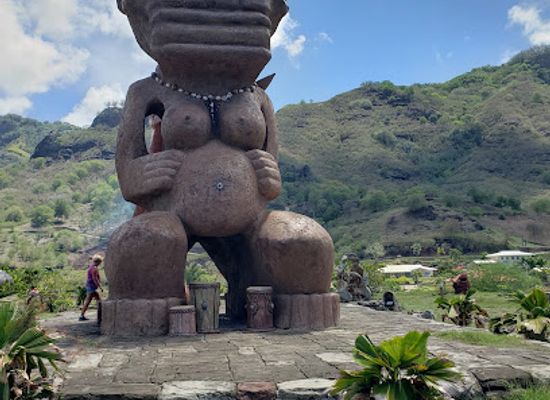 french-polynesia/nuku-hiva/landmark/snack-vaeaki