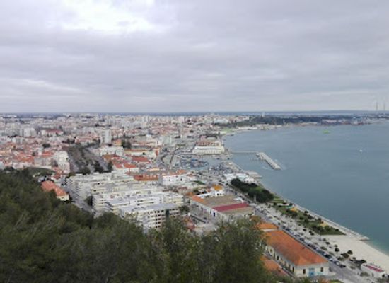 portugal/setubal/landmark/convento-de-sao-francisco-de-setubal