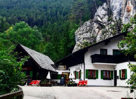 austria/mount-schneeberg/landmark/wasserfallhutte-zur-sebastianhutte