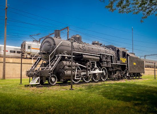 indiana/gary/landmark/ej-e-765-steam-locomotive