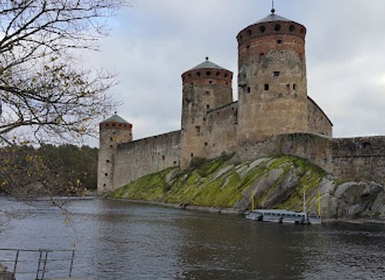 finland/savonlinna/landmark/saint-olaf-statue